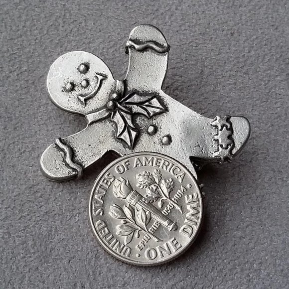 Gingerbread Brooch, Vintage Seagull Pewter Brooch, Christmas Brooch - Picture 2 of 3